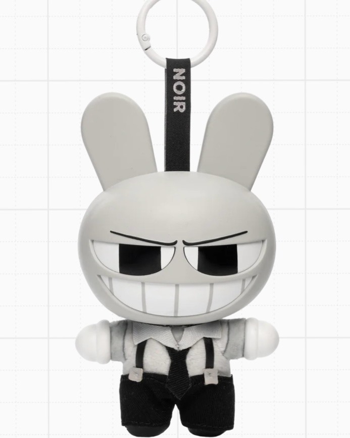 Jax noir pendantz