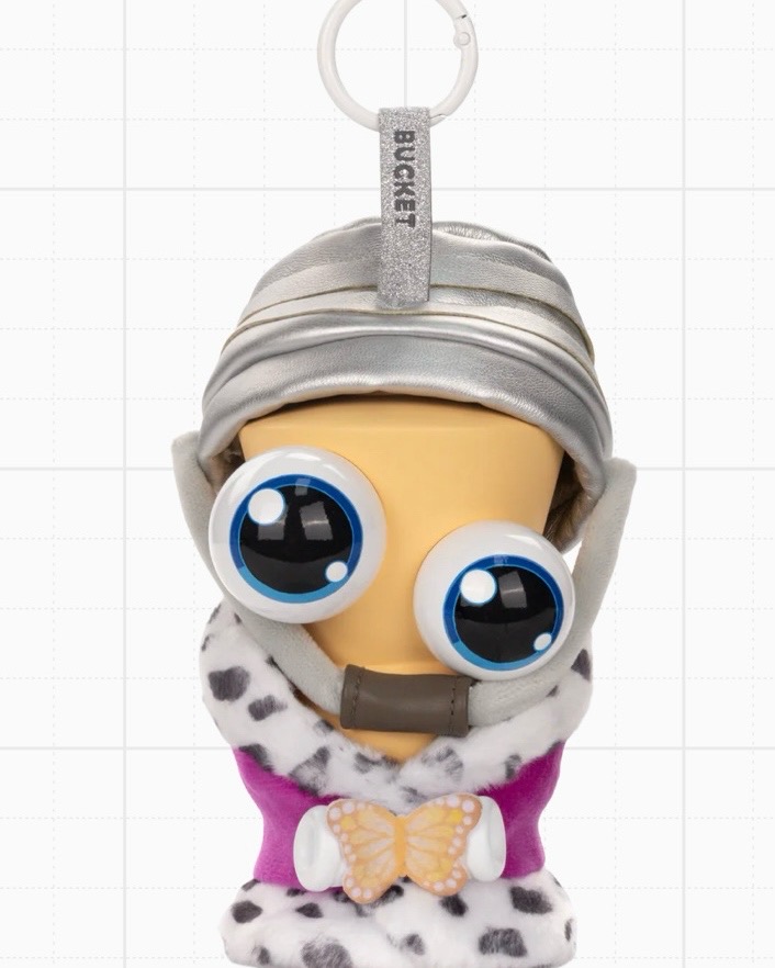 Kingo bucket pendantz